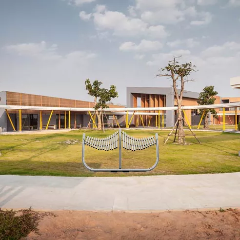 Manta Ray Outdoor Musical Park -soittimella